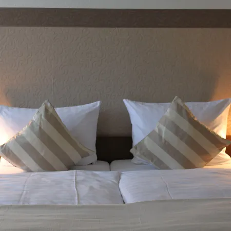 Hotel Stadt 3*